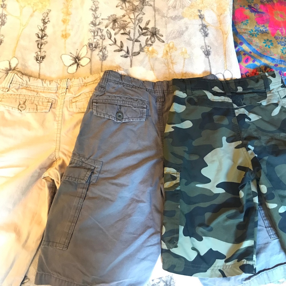 Lot of 3 pairs boys shorts